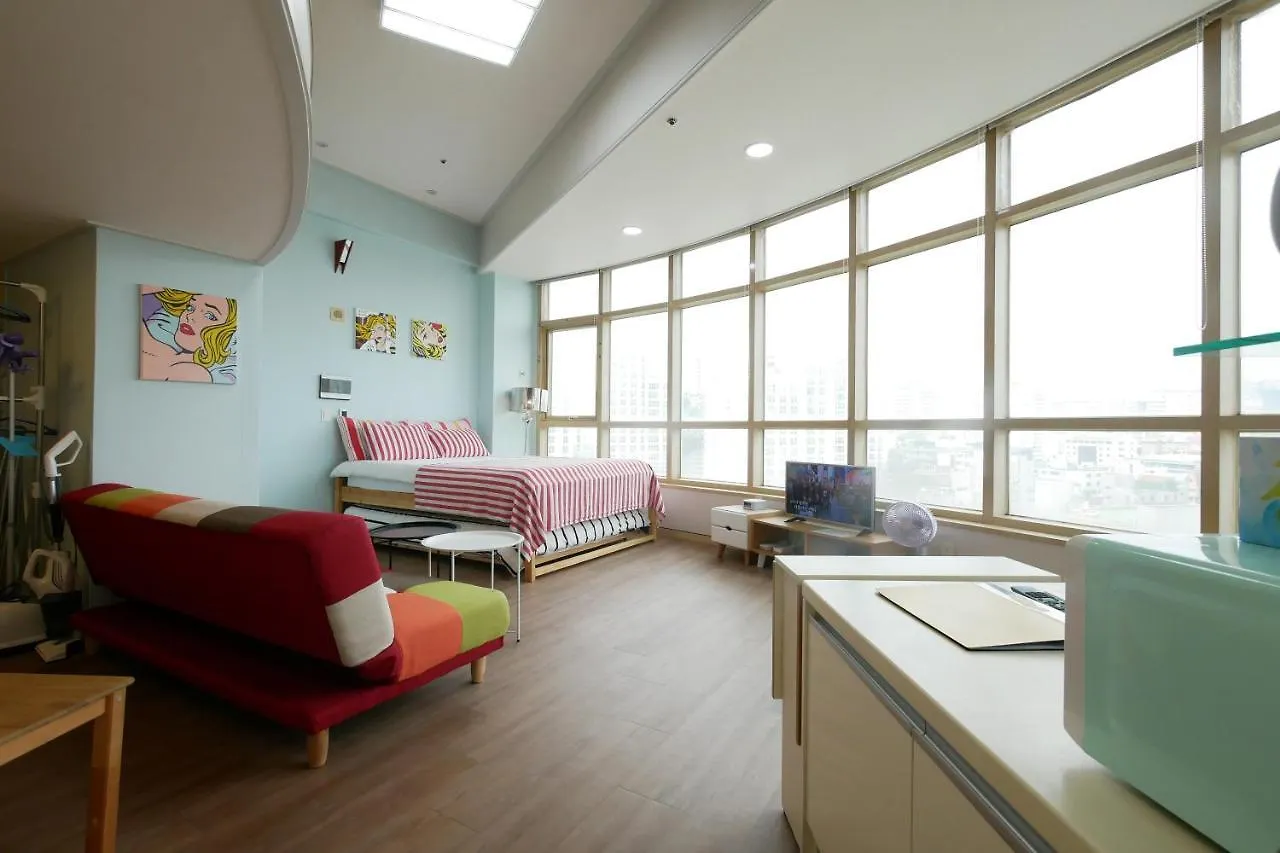 Travel Loft House Seoul Station 0*,  Südkorea