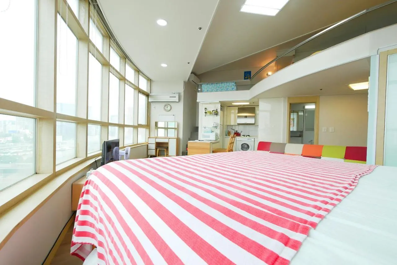 Apartment Travel Loft House Seoul Station Südkorea